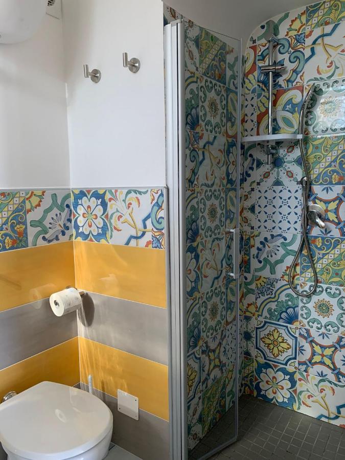 Tuttiacasaditeresa Rooms Procida Zewnętrze zdjęcie