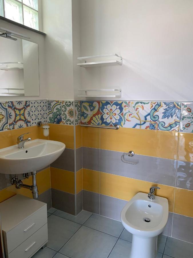 Tuttiacasaditeresa Rooms Procida Zewnętrze zdjęcie